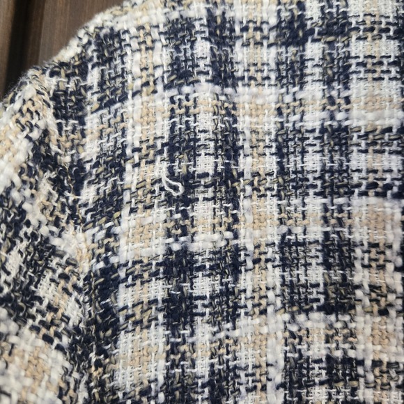 Zara Tweed Plaid Cropped Jacket Button Up Collared Navy Cream Frayed Hem Small - Picture 3 of 16